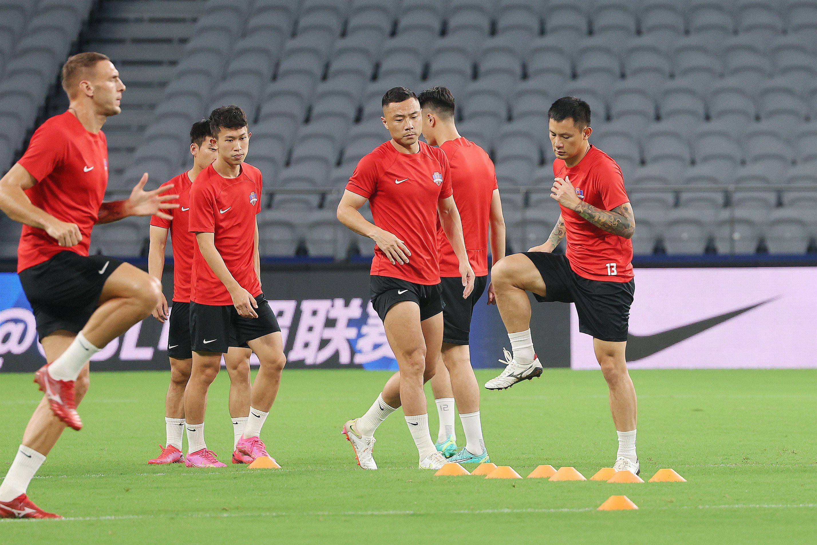 国内球队在洲际比赛中实现突破性进步