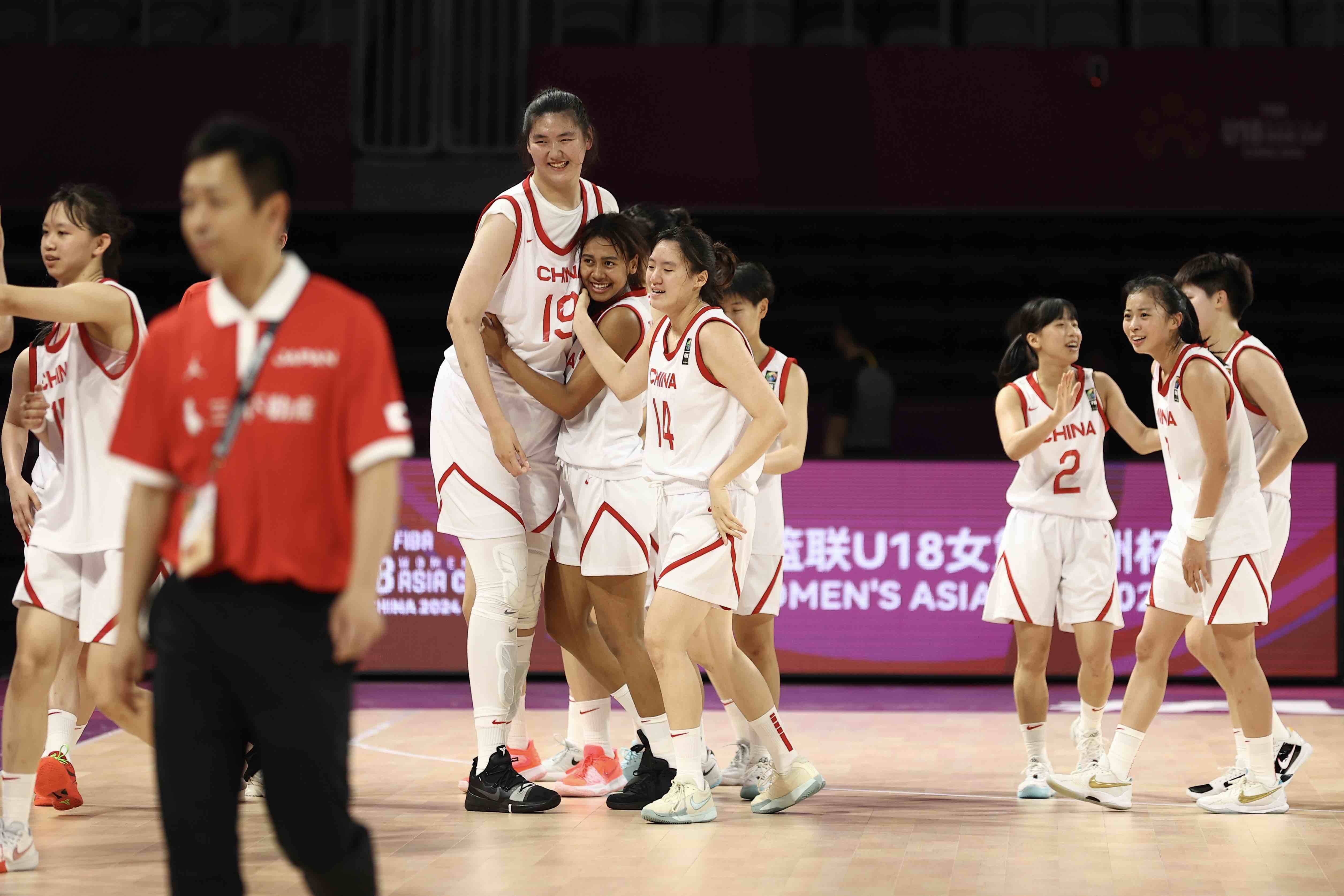亚洲杯女篮比赛：中国队大胜日本队晋级决赛