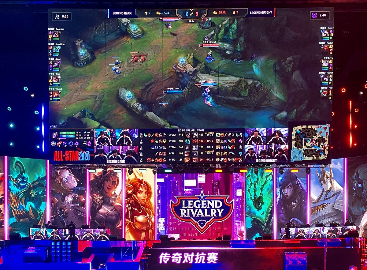 EG绝杀EDG，Lehends操刀奇招英雄翻盘宿敌对决四强赛，技惊四座