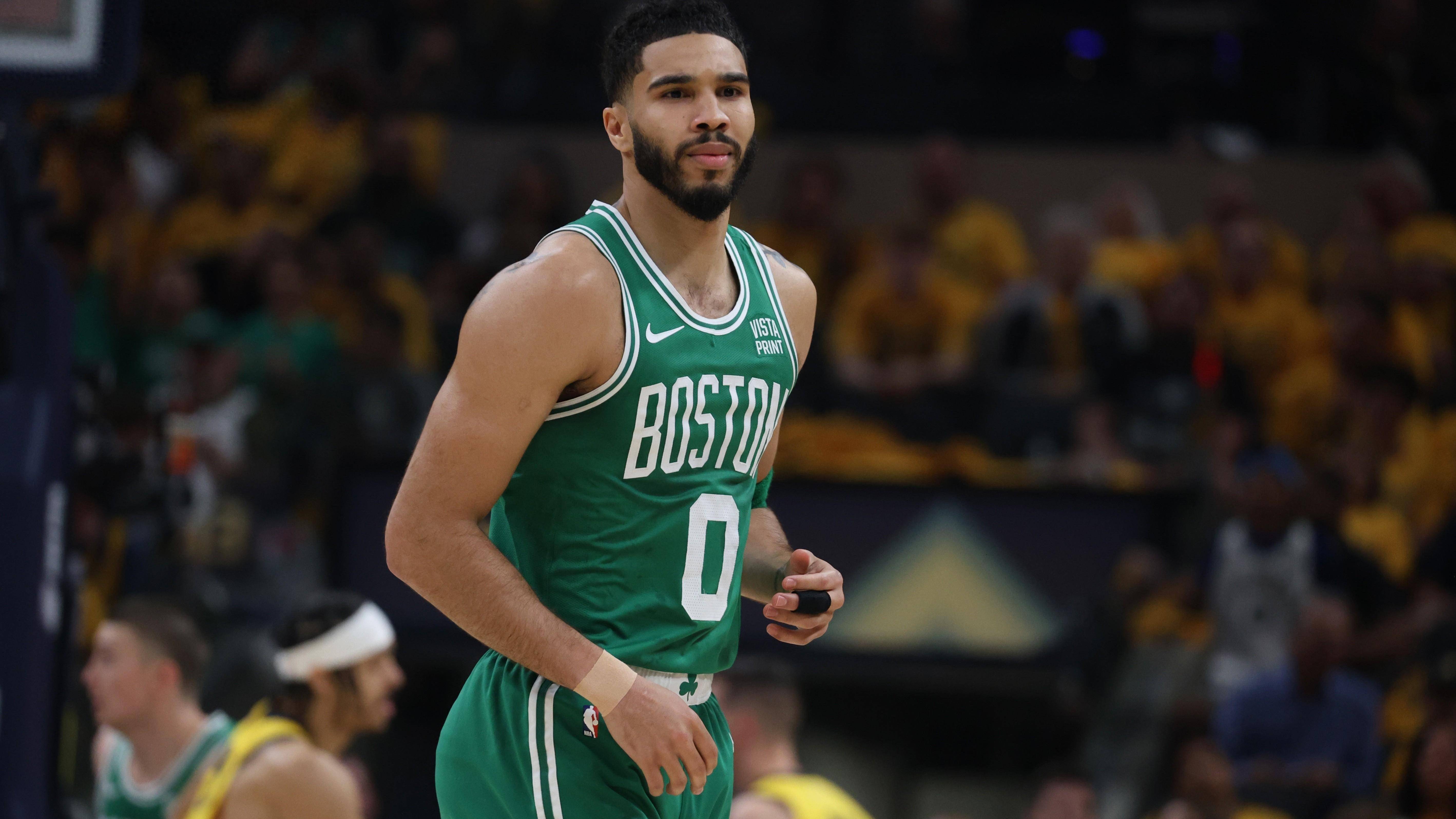 凯尔特人队前锋杰森·塔图姆被选入全明星赛首发阵容的简单介绍