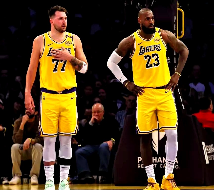 湖人队再胜灰熊队，继续保持不败