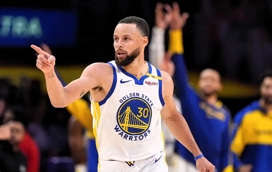 勇士击败掘金晋级季后赛