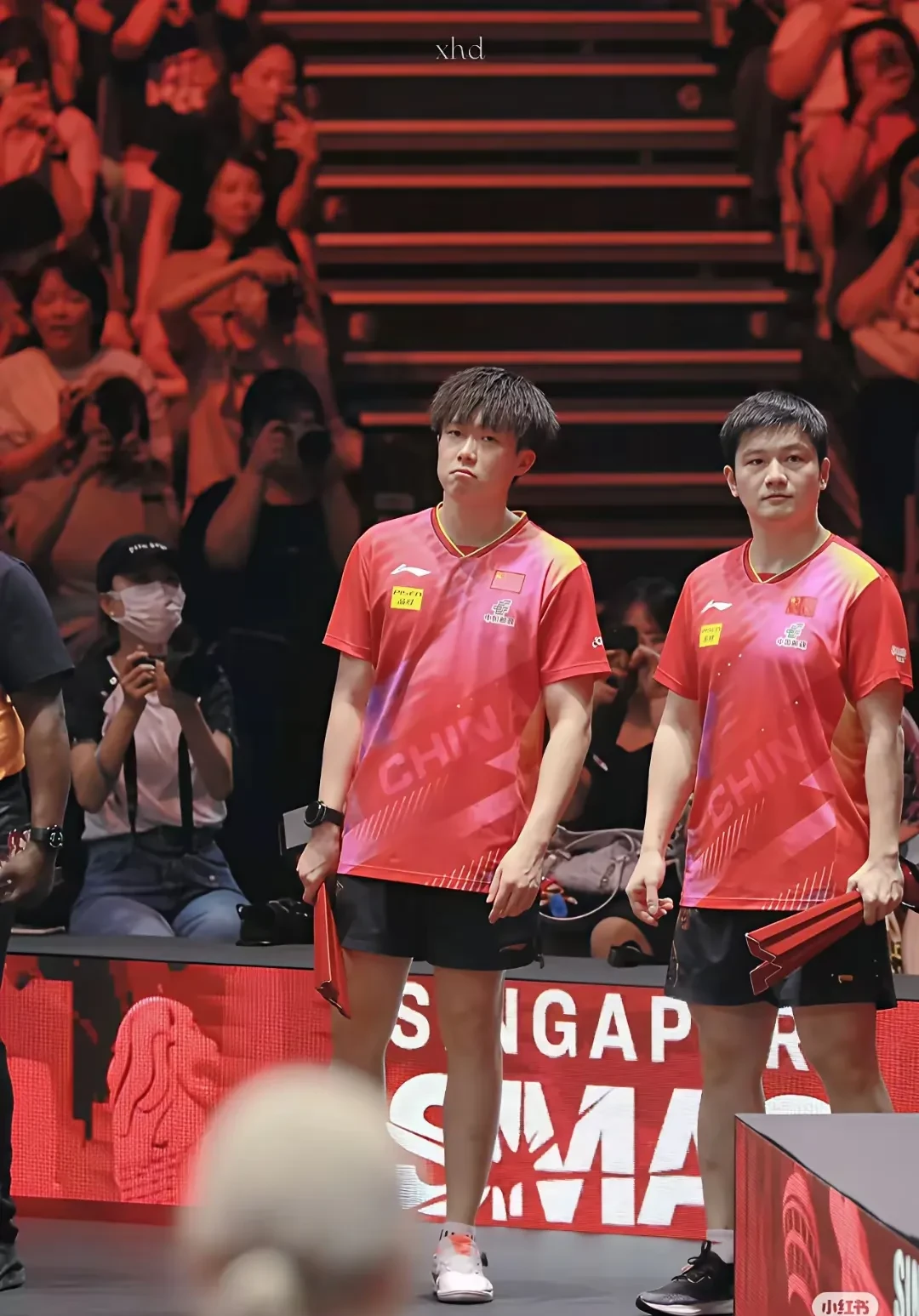 开云体育在线-球员们拼尽全力，战胜对手卫冕冠军