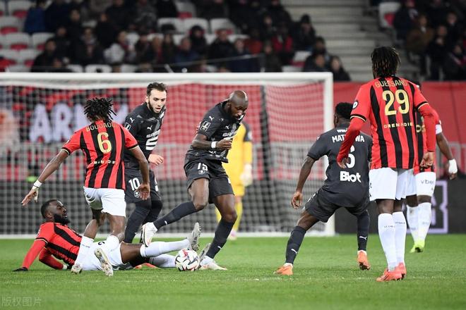 马赛球队在法国联赛排名中有望上升