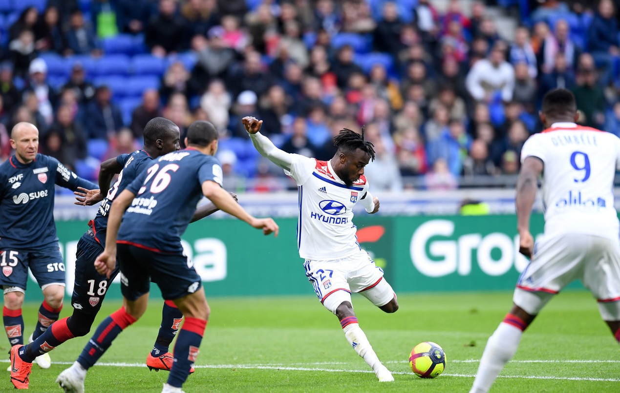 里昂客场告捷，稳固积分榜前四位置的简单介绍