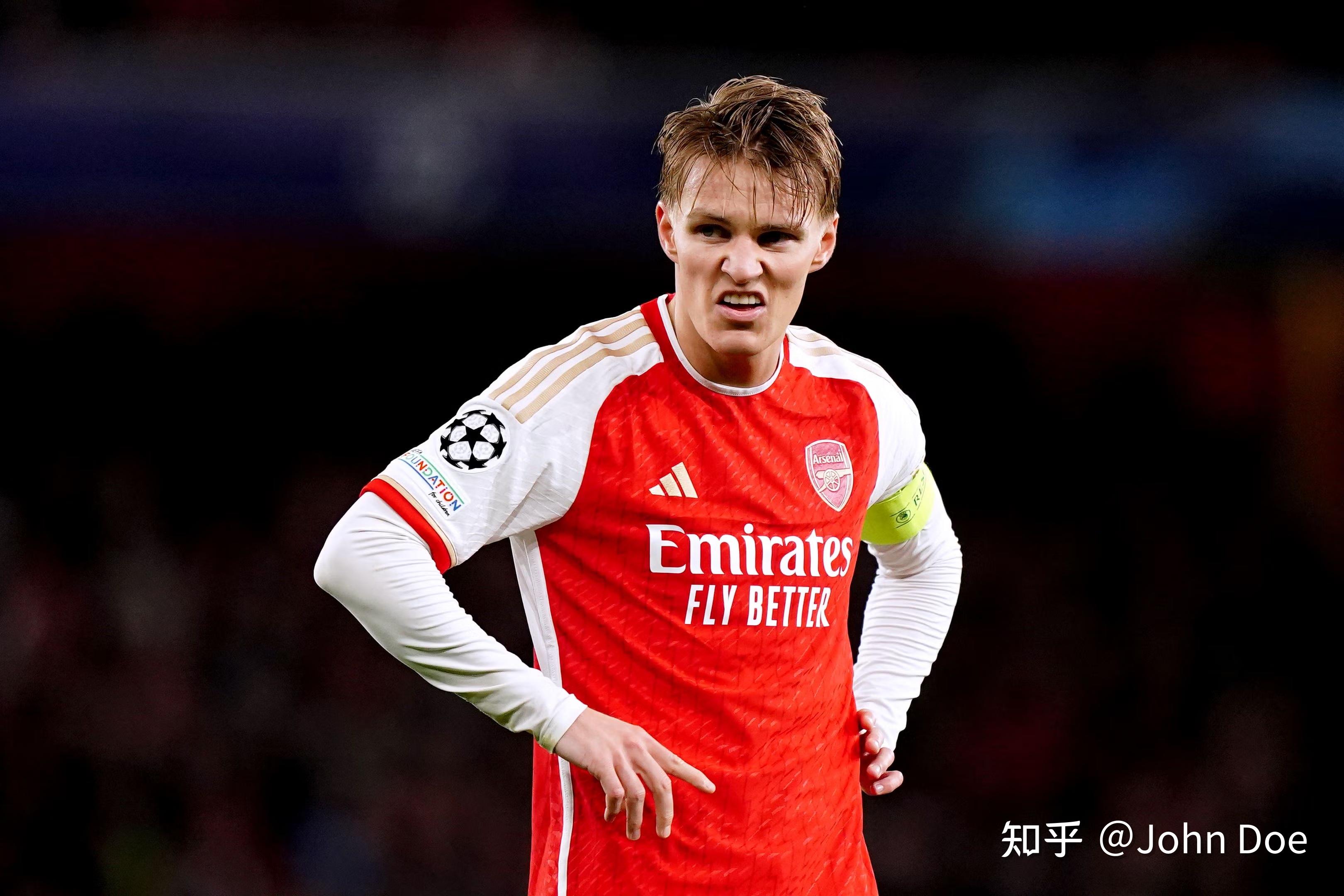 英超豪门引进荷兰新后卫，提升球队防线实力