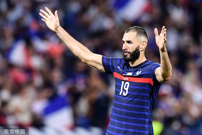 比塞耶斯勒关注法国联赛战况