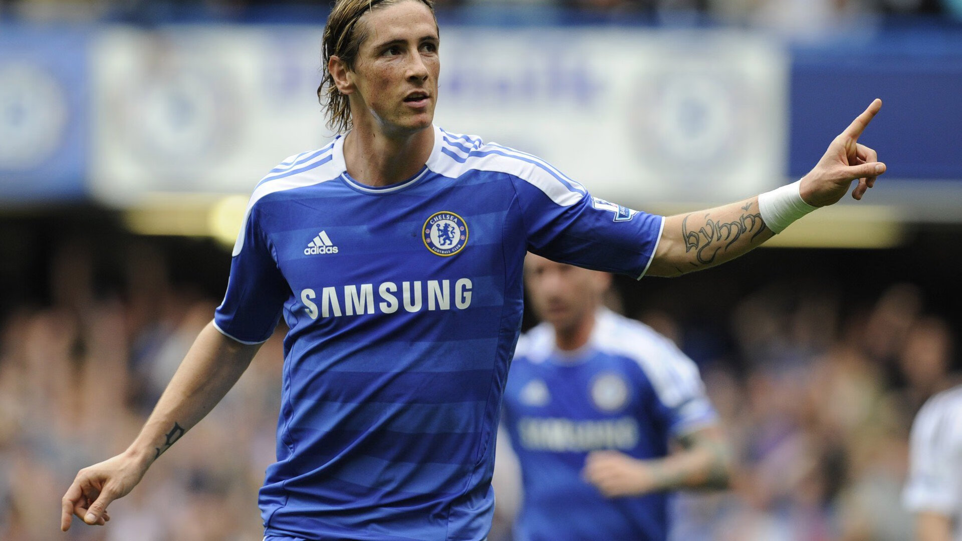 黄鸭戏水莱茵河,法国队轻取德国队的艺术与统治